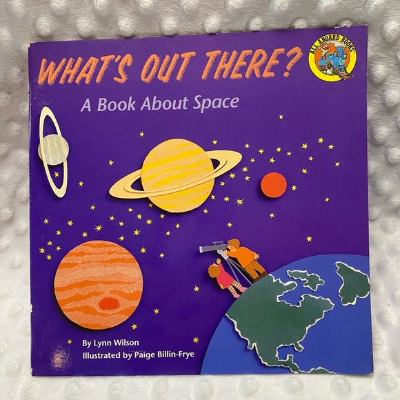 Set of 2: Children’s Books About Space and Being an Astronaut - Picture 3 of 9